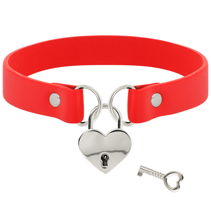 COQUETTE - CHIC DESIRE COLLIER EN CUIR VEGAN ROUGE AVEC ACCESSOIRE COEUR AVEC CL?